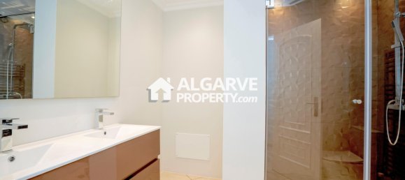 6 bedrooms Villa in Faro, Portugal No. 127400 3