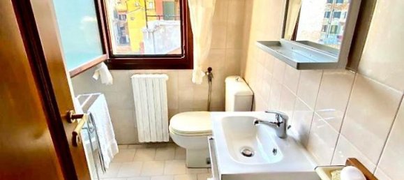 6 rooms Apartment in Venice, Italy No. 31608 8