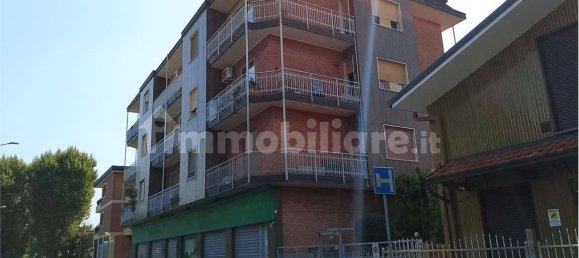 2 غرف نوم شقة في Cinisello Balsamo, Italy رقم 342781 3