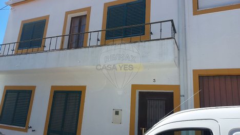 3 bedrooms House in Comenda, Portugal No. 17827