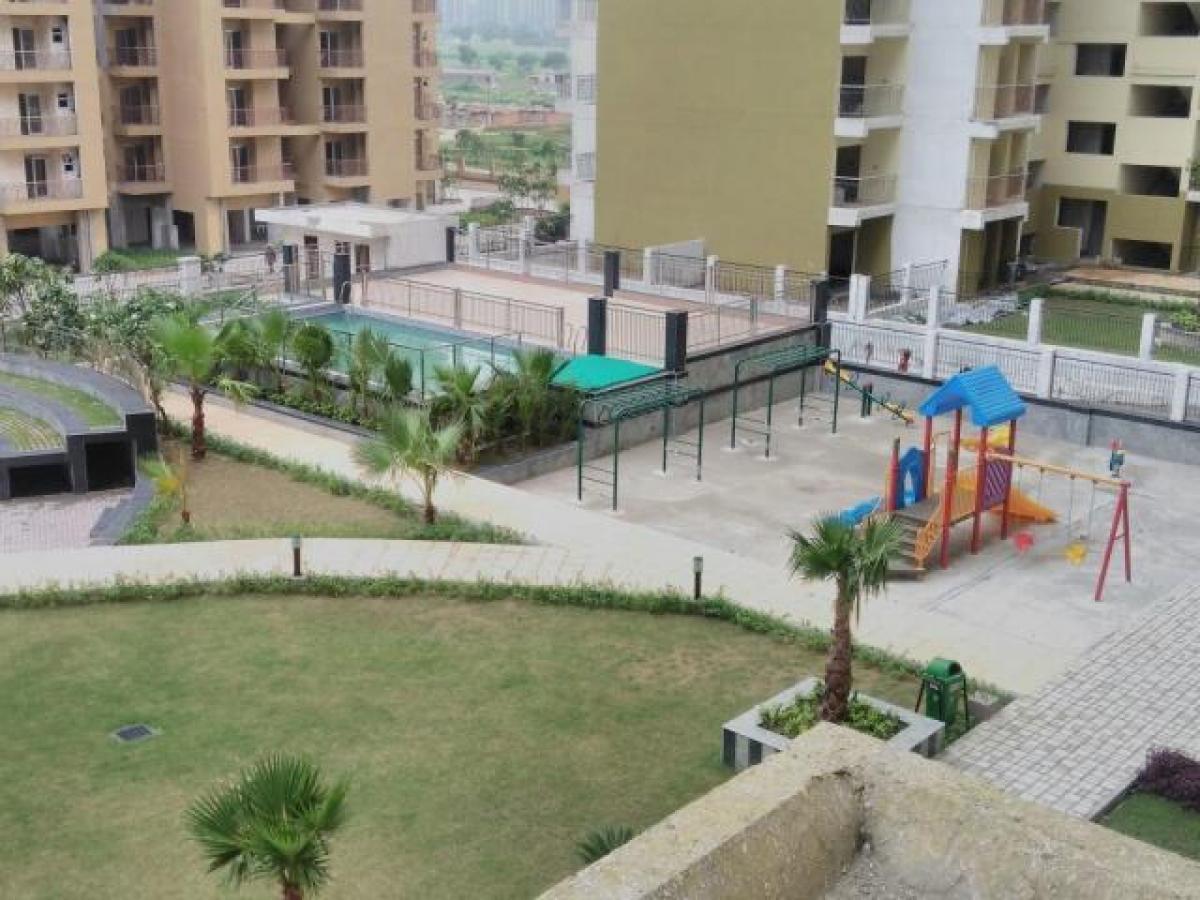 2 bedrooms House in Noida, India No. 67317