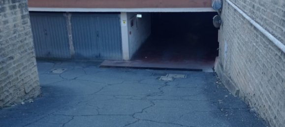40m² Garage in Rome, Italy No. 48574 12