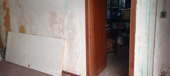 40m² Garage in Rome, Italy No. 48574 8