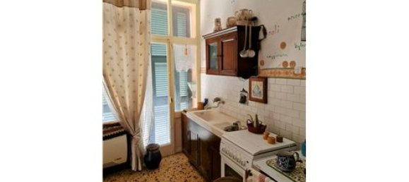 3 bedrooms Apartment in Varese Ligure, Italy No. 279176 9