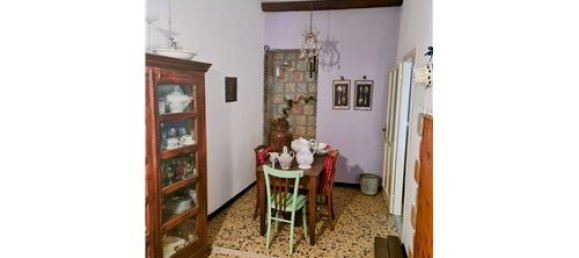 3 bedrooms Apartment in Varese Ligure, Italy No. 279176 10