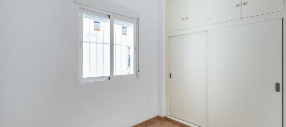 Apartamento de 3 dormitorios en Granada, Spain No. 157240 11