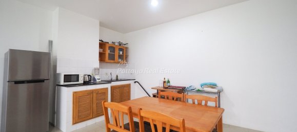 Studio in the Condo in Pattaya, Thailand No. 19013 9