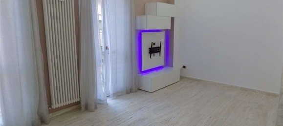 3غرفة شقة في San Benedetto del Tronto, Italy رقم 152211 10