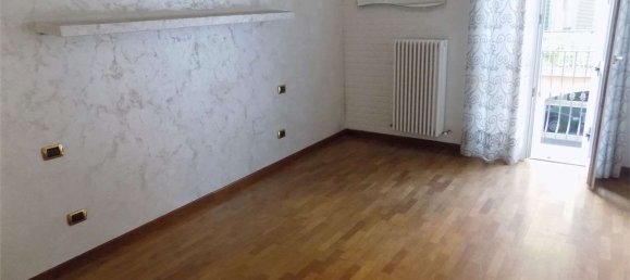 3غرفة شقة في San Benedetto del Tronto, Italy رقم 152211 12