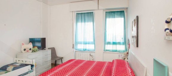 3 rooms Apartment in Baranzate, Italy No. 17200 27