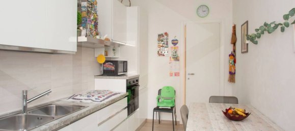 3 rooms Apartment in Baranzate, Italy No. 17200 23