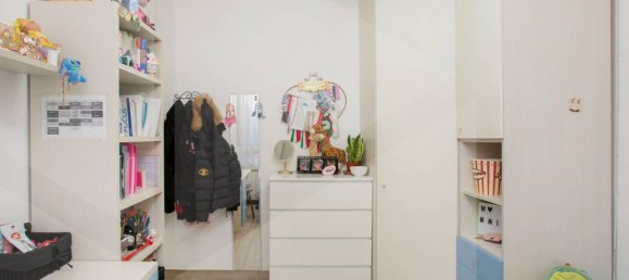 3 rooms Apartment in Baranzate, Italy No. 17200 30