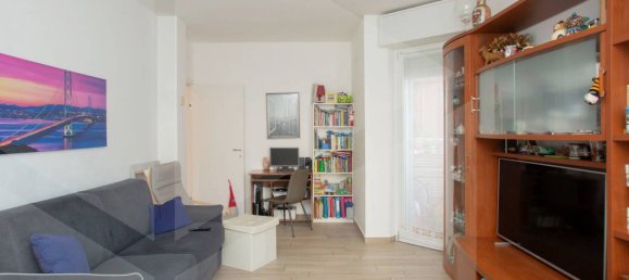 3 rooms Apartment in Baranzate, Italy No. 17200 2