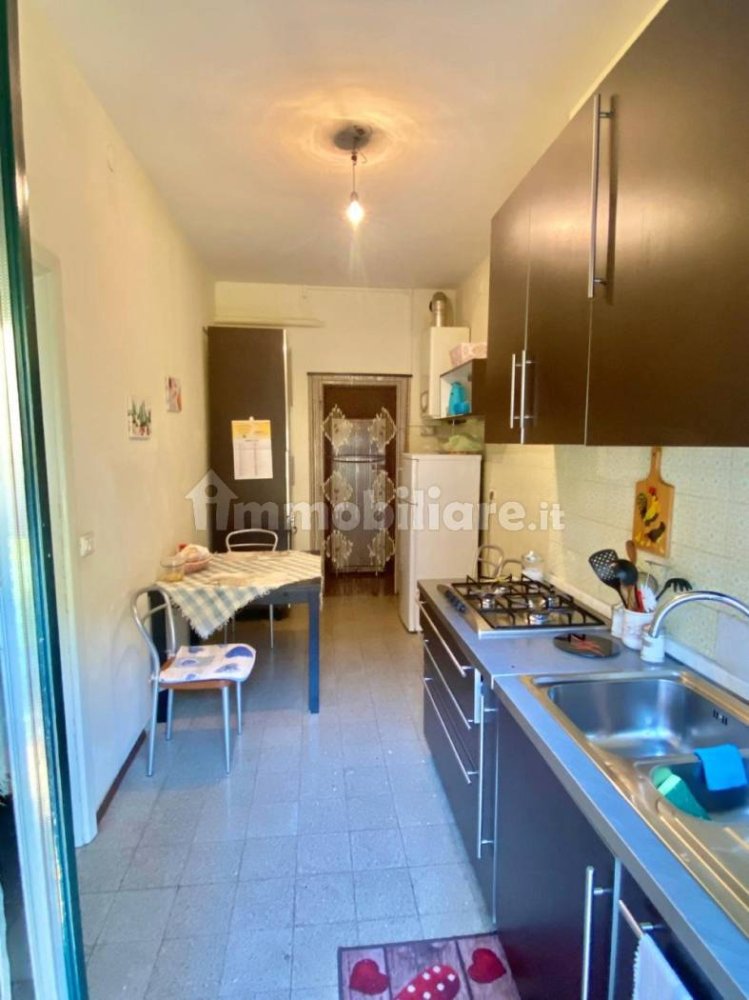 4 bedrooms Apartment in Parma, Italy No. 225861