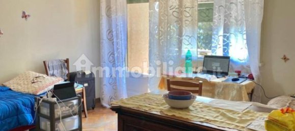 4 bedrooms Apartment in Parma, Italy No. 225861 6