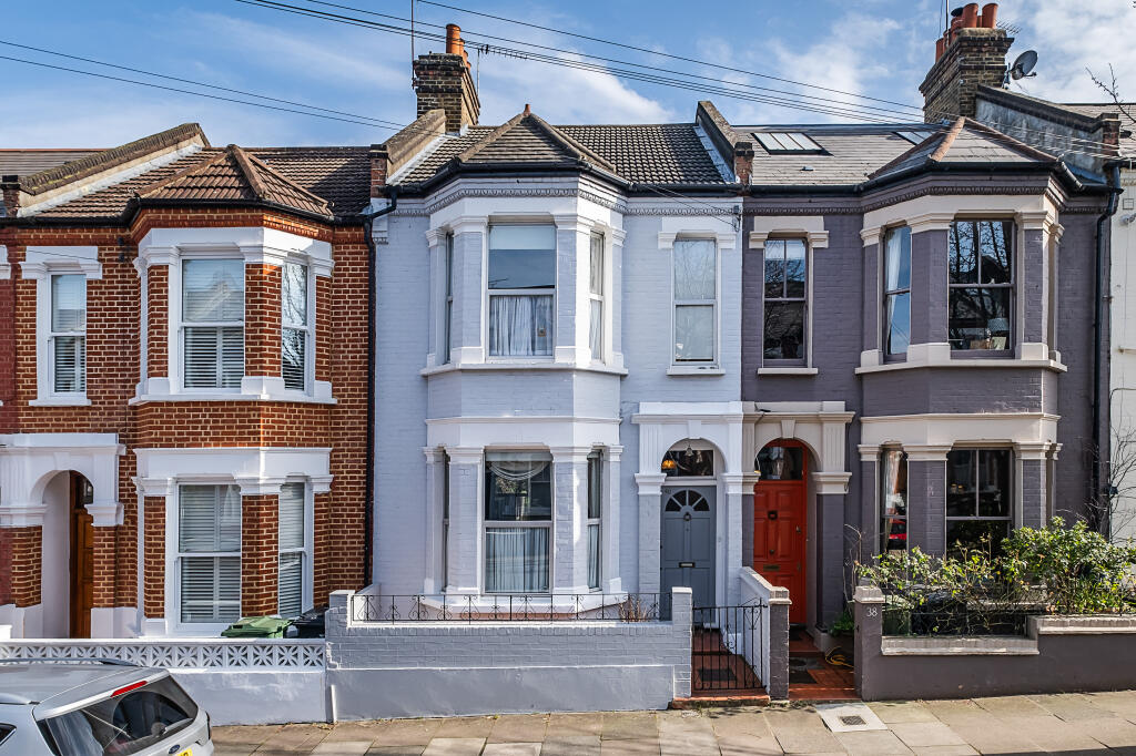 4 غرف نوم منزل في London, United Kingdom رقم 14050