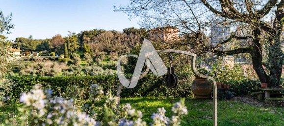 Villa de 8 divisões em Frascati, Italy N.º 36742 46