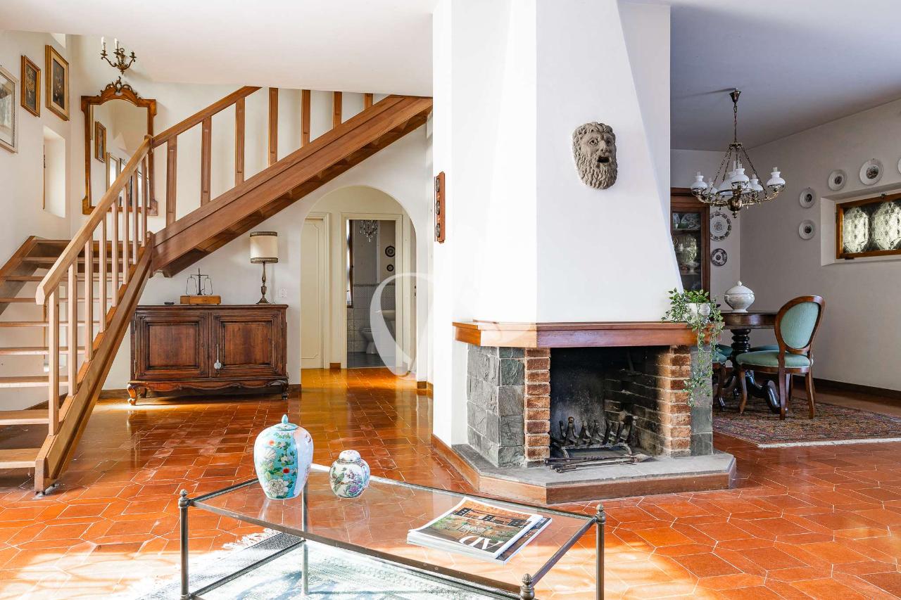 Villa de 8 divisões em Frascati, Italy N.º 36742