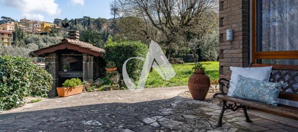 Villa de 8 divisões em Frascati, Italy N.º 36742 45