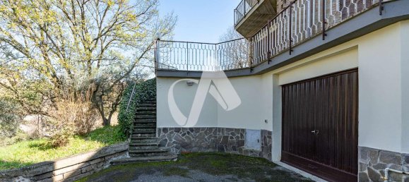 Villa de 8 divisões em Frascati, Italy N.º 36742 47