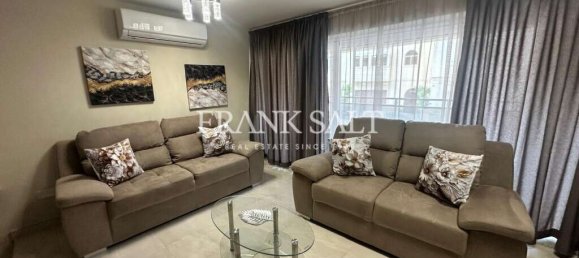 3 غرف نوم طابقين في Qormi, Malta رقم 5241 8