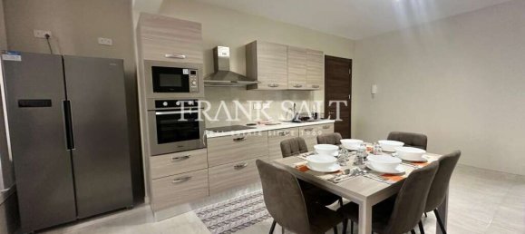 3 غرف نوم طابقين في Qormi, Malta رقم 5241 12