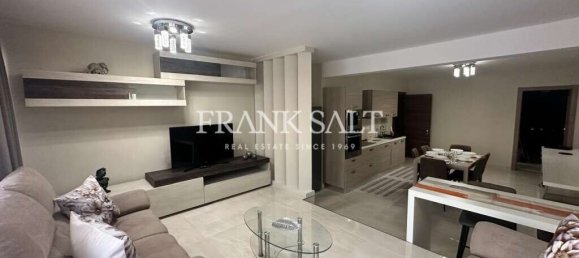 3 غرف نوم طابقين في Qormi, Malta رقم 5241 16