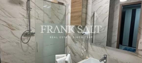 3 غرف نوم طابقين في Qormi, Malta رقم 5241 40