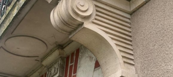 6 bedrooms House in Saint-Cyr-sur-Loire, France No. 75640 2