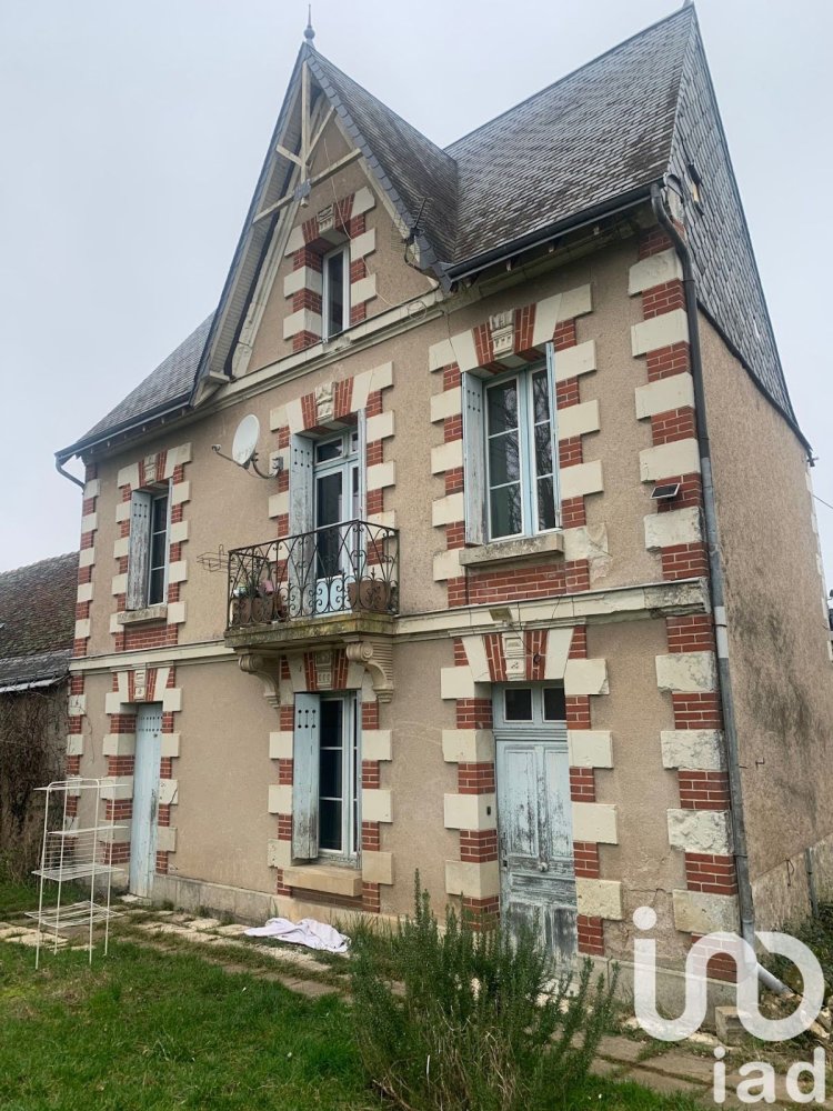 6 bedrooms House in Saint-Cyr-sur-Loire, France No. 75640