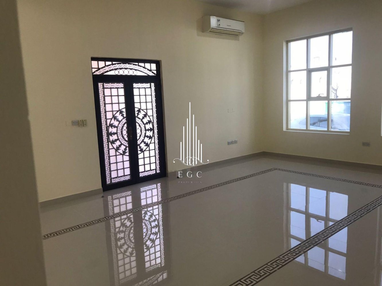 Villa T7 em Khalifa City, UAE N.º 35711