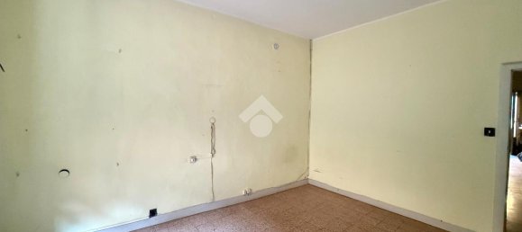 5 rooms House in Fiorenzuola d'Arda, Italy No. 86851 11