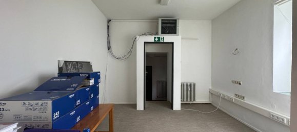 Escritório de 8 divisões em Muhldorf am Inn, Germany N.º 137511 14