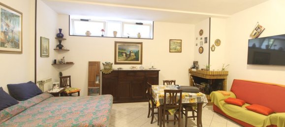 5 bedrooms Apartment in Rome, Italy No. 338019 25