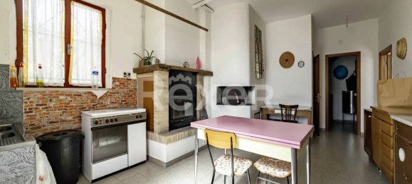 9 rooms House in Larino, Italy No. 289015 16