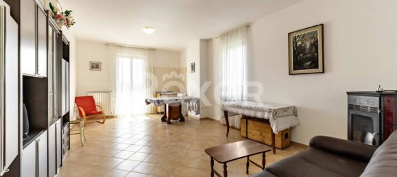 9 rooms House in Larino, Italy No. 289015 4