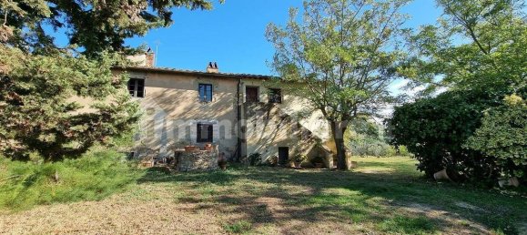 7 bedrooms House in Certaldo, Italy No. 123811 3