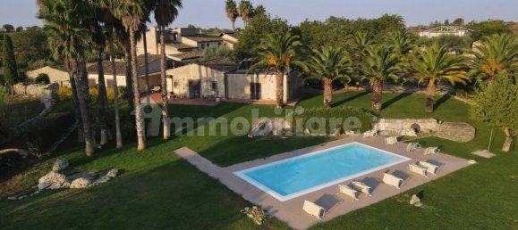 11 Schlafzimmer Haus in Noto, Italy, Nr. 45993 13