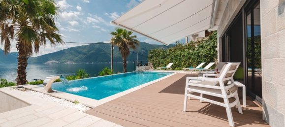 3 bedrooms Villa in Kotor, Montenegro No. 236 8