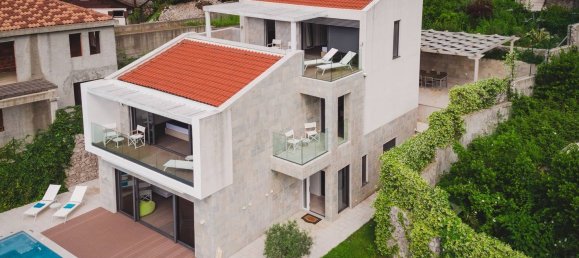 3 bedrooms Villa in Kotor, Montenegro No. 236 4