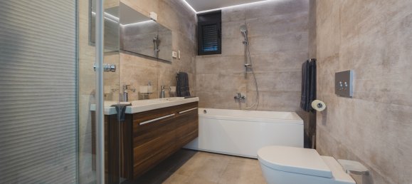 3 bedrooms Villa in Kotor, Montenegro No. 236 28