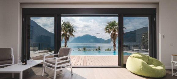 3 bedrooms Villa in Kotor, Montenegro No. 236 17
