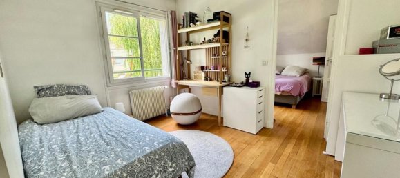 3 bedrooms House in Mareil-Marly, France No. 323423 14