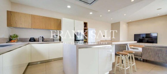 3 bedrooms Penthouse in Attard, Malta No. 10464 13