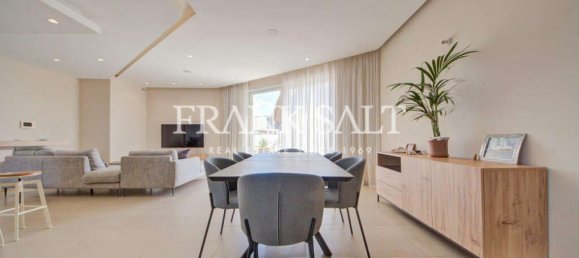 3 bedrooms Penthouse in Attard, Malta No. 10464 15
