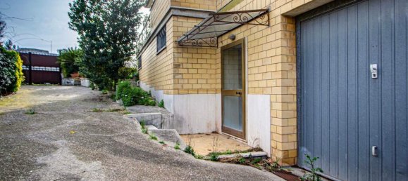 5 Schlafzimmer Villa in Rome, Italy, Nr. 169533 35