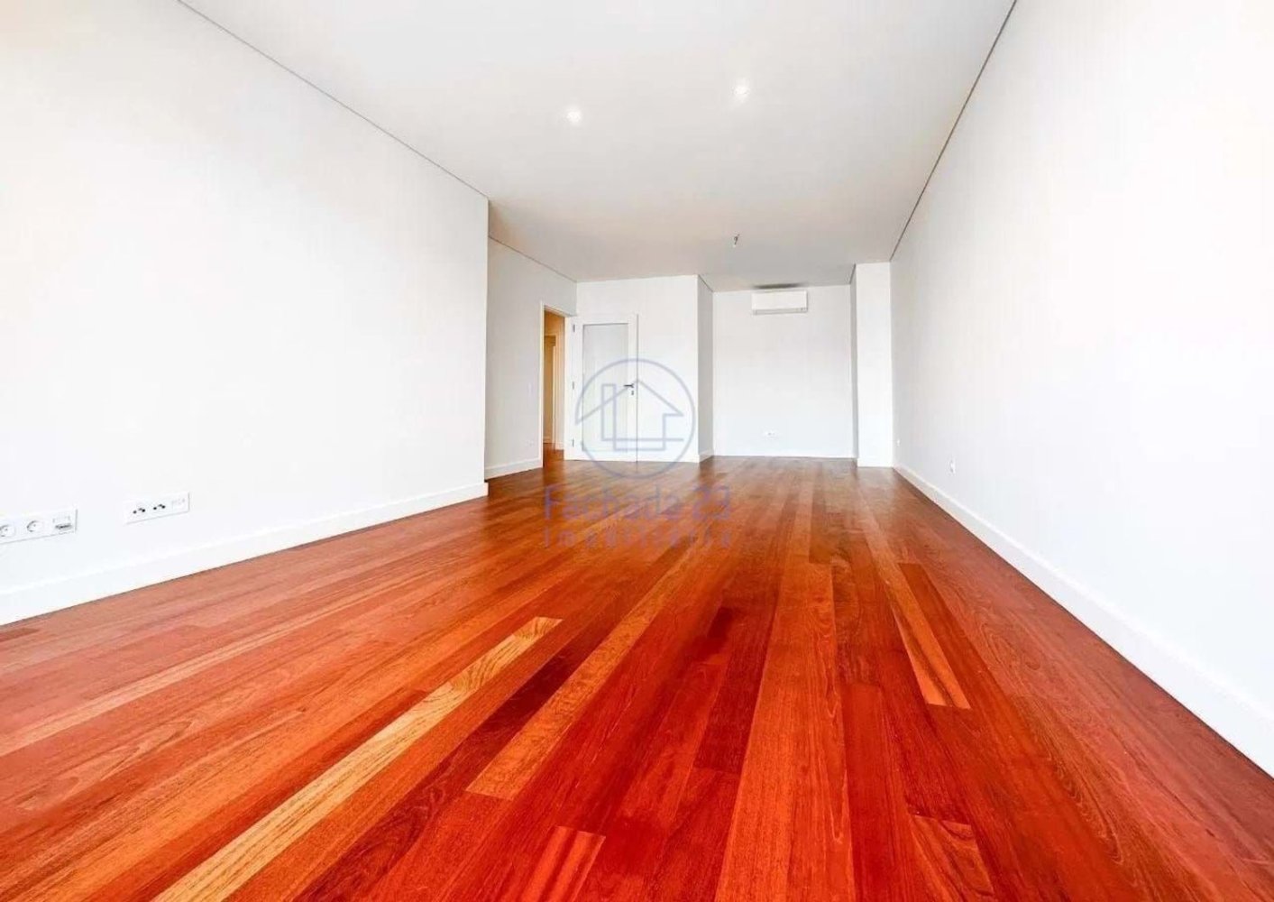 3 bedrooms Apartment in Vila Nova de Gaia, Portugal No. 160451