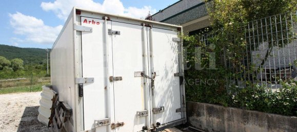 1غرفة مستودع في Carpinone, Italy رقم 92208 30