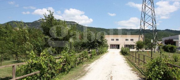 1غرفة مستودع في Carpinone, Italy رقم 92208 4