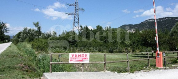 1غرفة مستودع في Carpinone, Italy رقم 92208 3